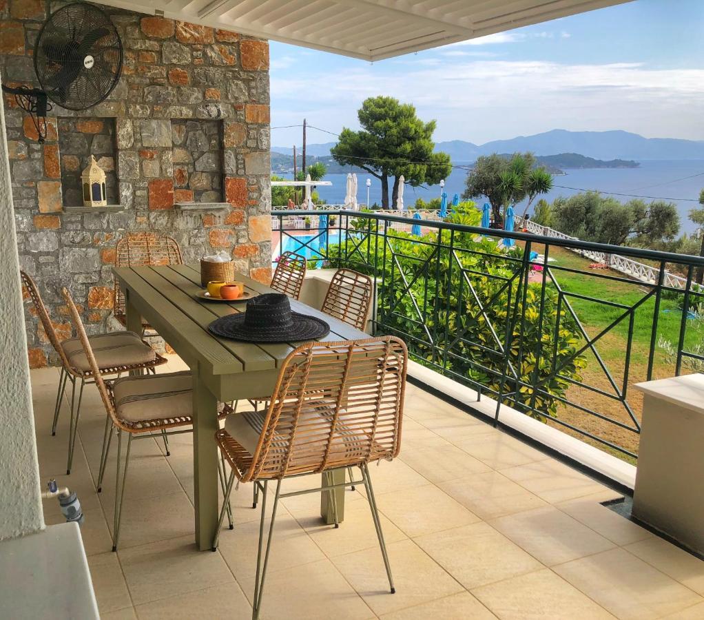 Отель Azzurro Katsaros  Экстерьер фото