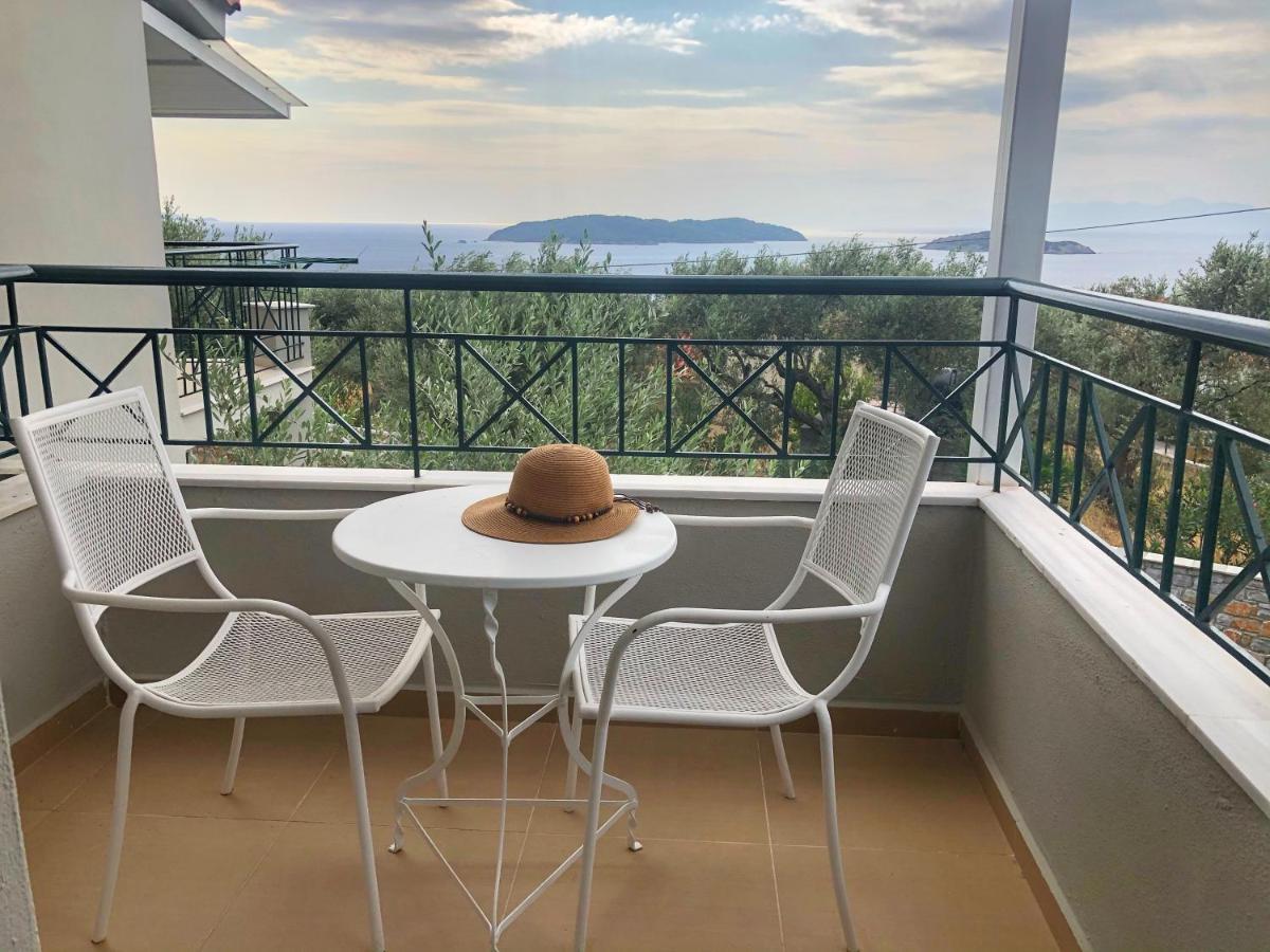 Отель Azzurro Katsaros  Экстерьер фото